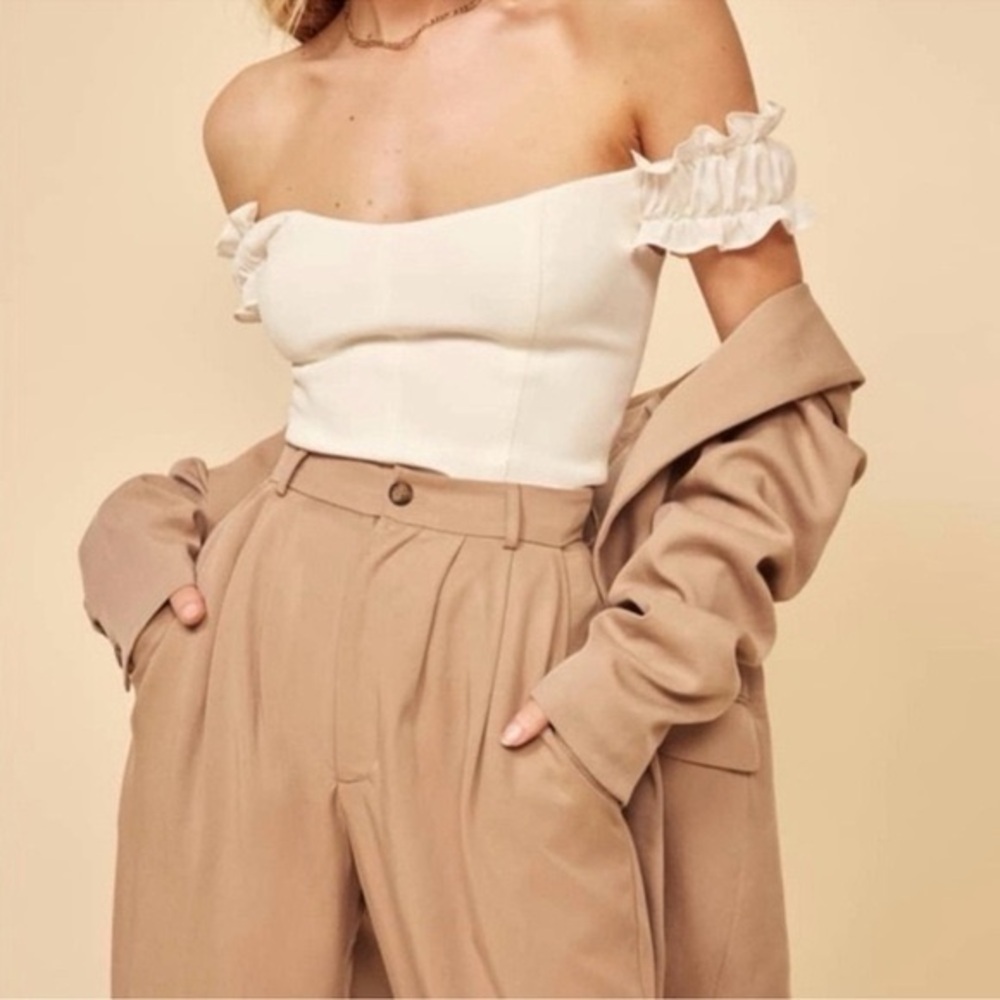 Reformation Cream Off-Shoulder | Granada Off The Shoulder Top, Sz 8, Cream